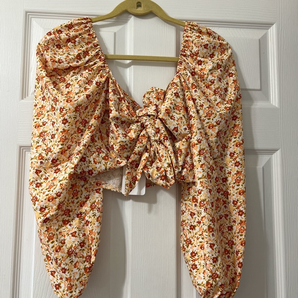 Floral crop top - Picture 3 of 3